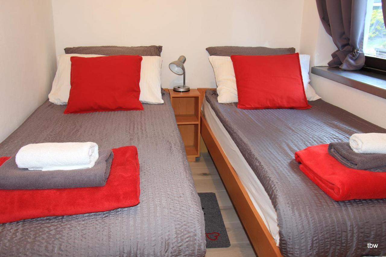 Apartments Tatjana โบเว็ก ภายนอก รูปภาพ