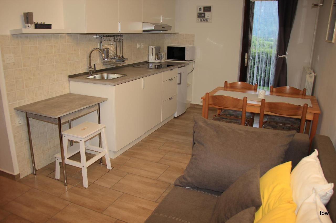 Apartments Tatjana โบเว็ก ภายนอก รูปภาพ